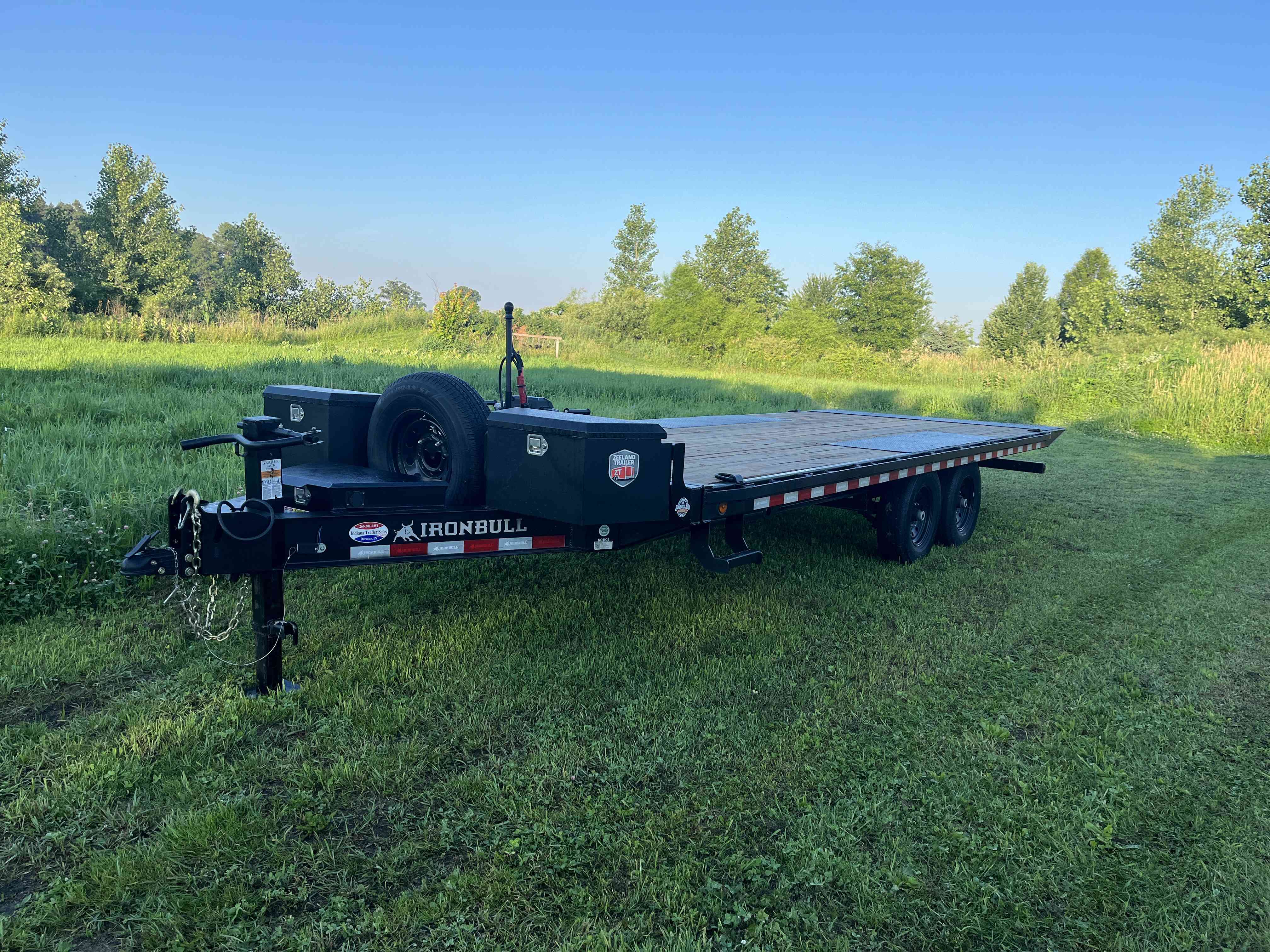 22ft deckover tilt trailer for rent in Zeeland, Michigan